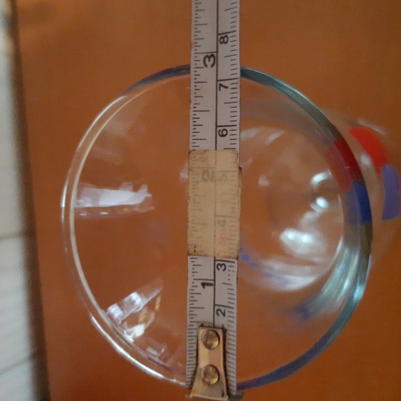 Set of 3 - Carnival Cruise Line Cocktail Hurricane Beverage Glasses - Picture 4 of 6